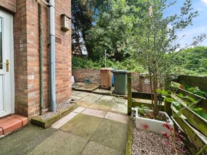 Rear External- click for photo gallery